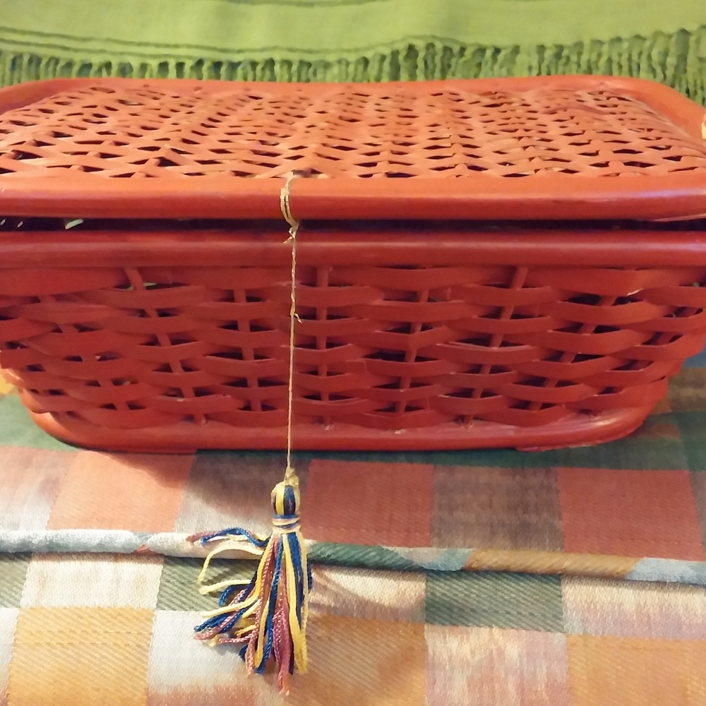 Woven Red Storage Basket with Hinged Lid and Tassel